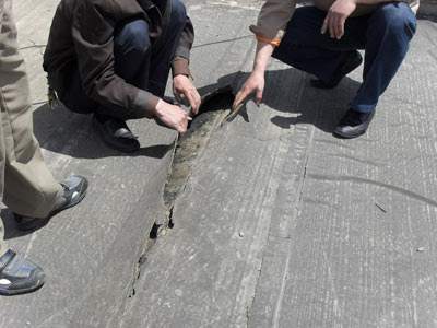 居家安心雙衛(wèi)士 防水補(bǔ)漏與水電維修全百科